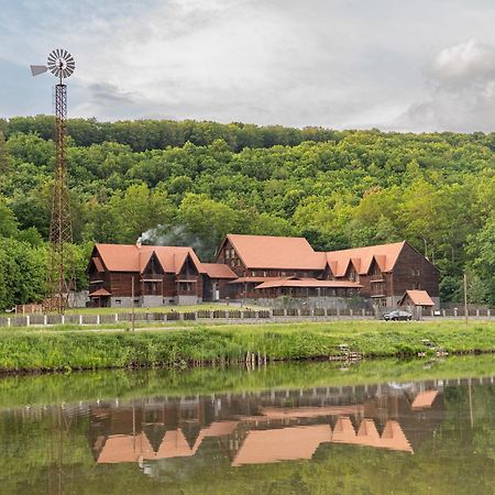 Hotel 5.Evszak Sfântu-Gheorghe Exteriér fotografie